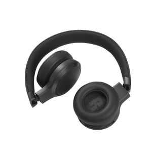 JBL Live 460NC - Black - Wireless on-ear NC headphones - Detailshot 5